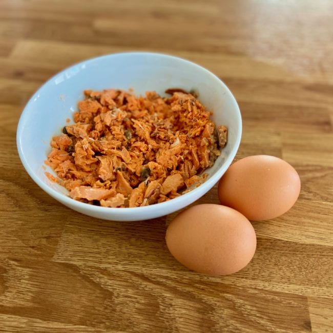 ingredients for salmon puff cat treats